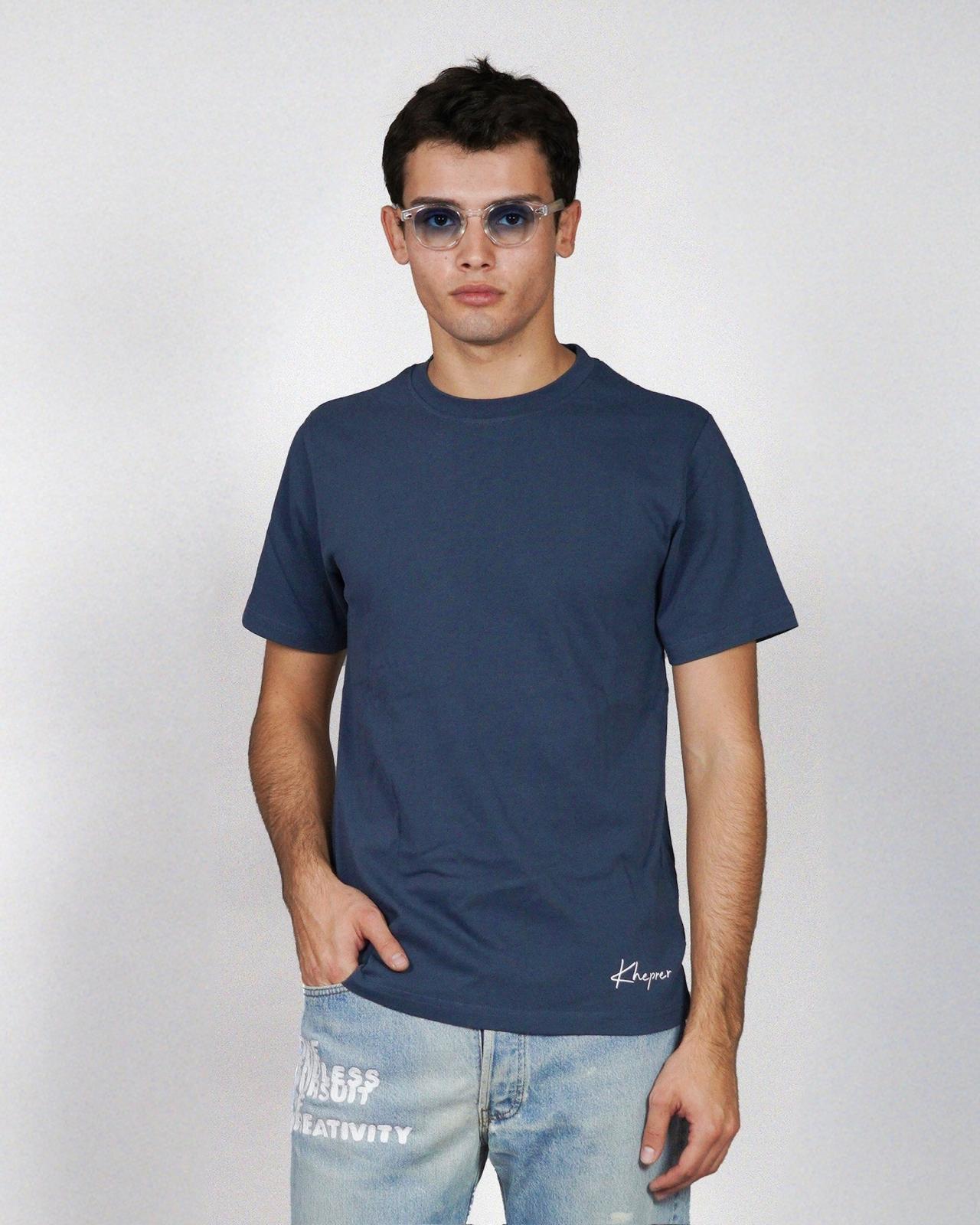 Essence Tee